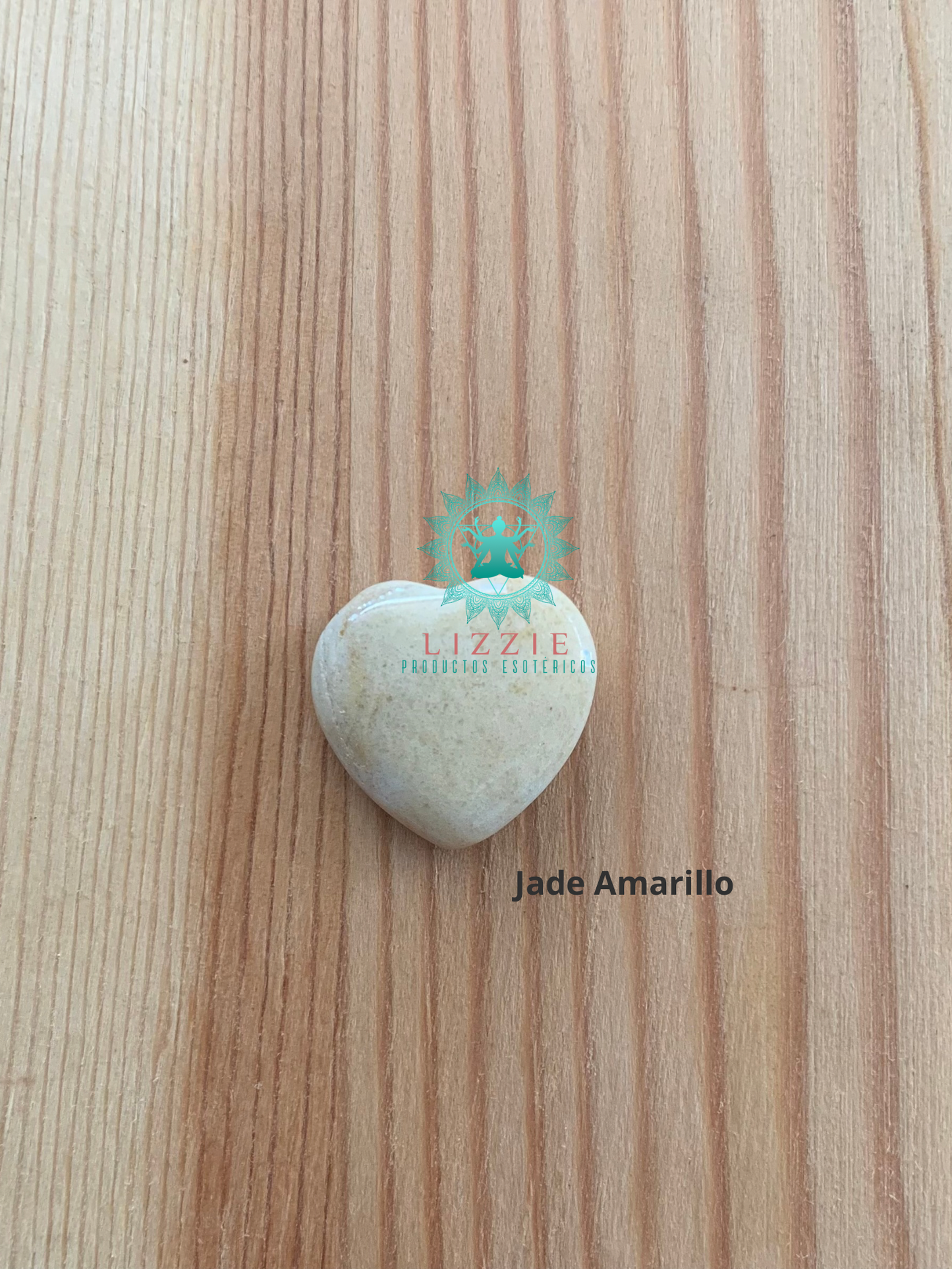 Corazon tallado en cuarzos