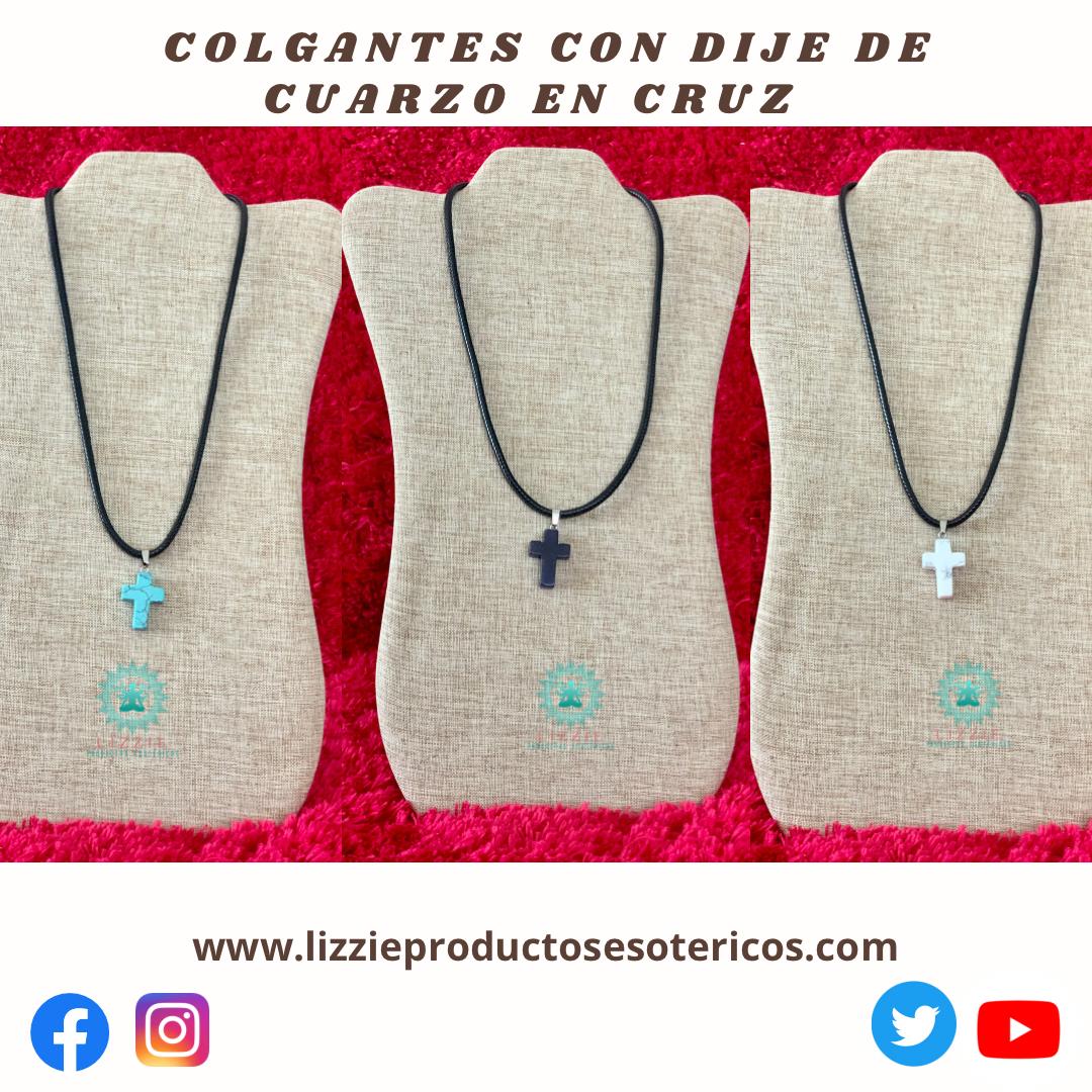 Colgante con dije de cuarzo tallado en forma de cruz