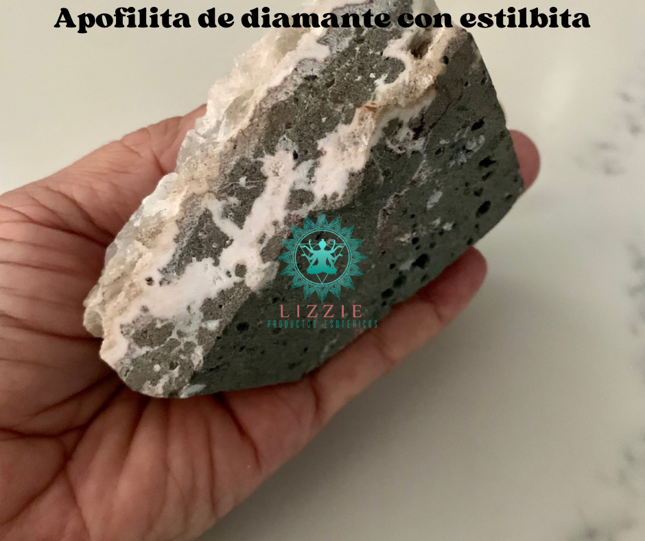 Apofilita de diamante con estilbita