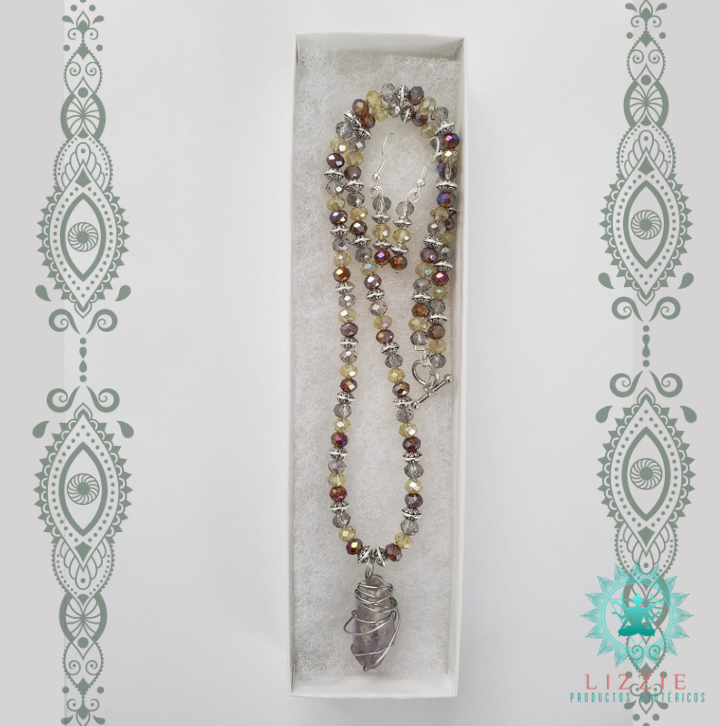 Crystalline (necklace and screens)